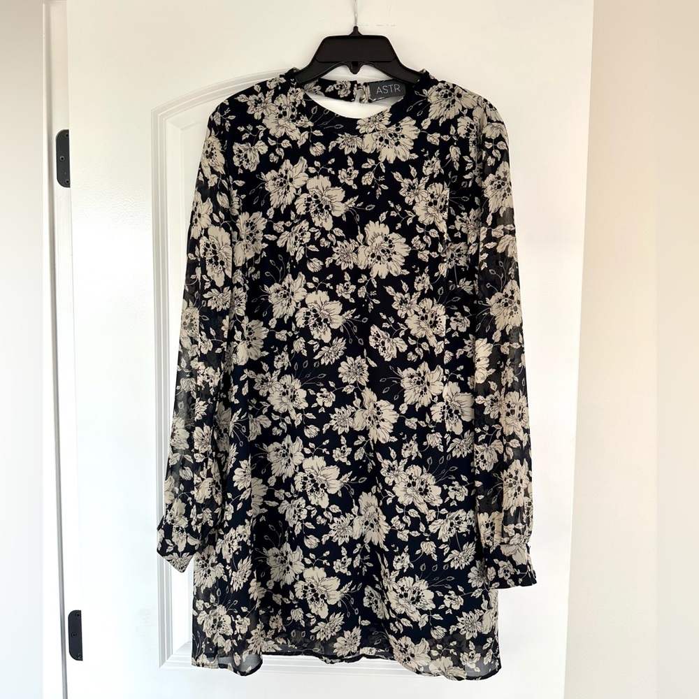 ASTR floral dress